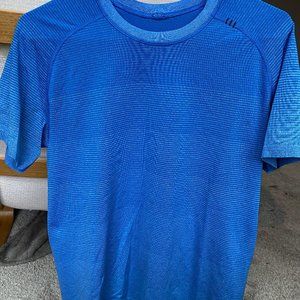 Lululemon Men's SS Shirt - Size S